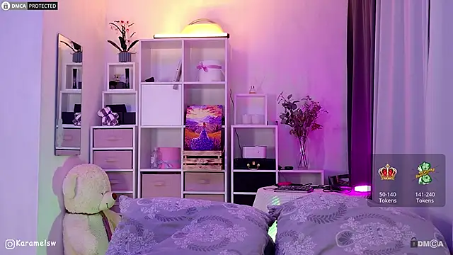 Karamelsw  online show from 10/01/25, 10:02