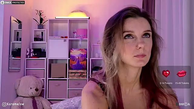 Karamelsw  online show from 10/13/25, 09:49