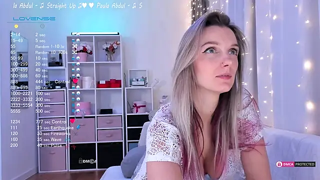 Karamelsw  online show from 03/14/25, 09:21