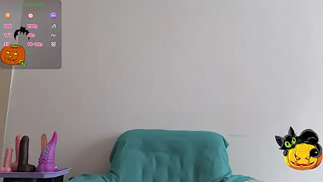 Snapshot of MaryHillx chatting on 10/20/25, 08:59 MaryHillx online show from 10/20/25, 08:59