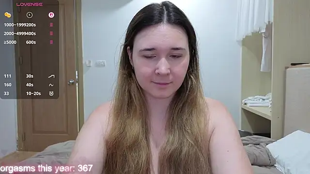 Snapshot of MaryHillx chatting on 05/19/26, 11:23 MaryHillx online show from 05/19/26, 11:23