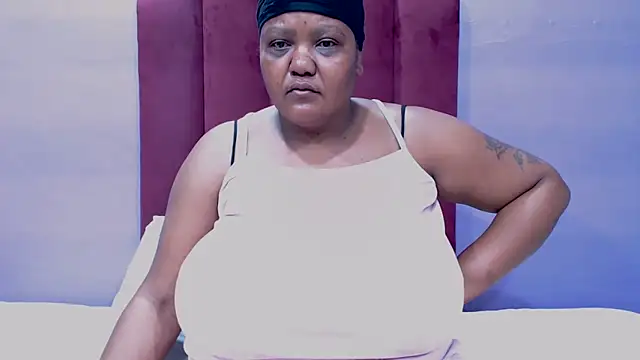 GiantTittts online show from 11/07/25, 05:17