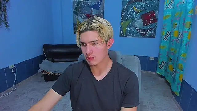 Snapshot of patrik_027 chatting on 11/07/25, 03:11 patrik 027 online show from 11/07/25, 03:11