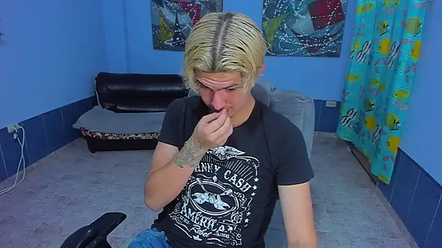 Snapshot of patrik_027 chatting on 11/03/25, 03:34 patrik 027 online show from 11/03/25, 03:34