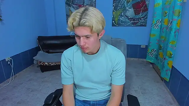 Snapshot of patrik_027 chatting on 11/04/25, 08:07 patrik 027 online show from 11/04/25, 08:07