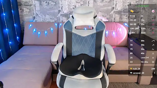 Snapshot of Oliver_Fresh chatting on 12/30/24, 12:09 Oliver Fresh online show from 12/30/24, 12:09