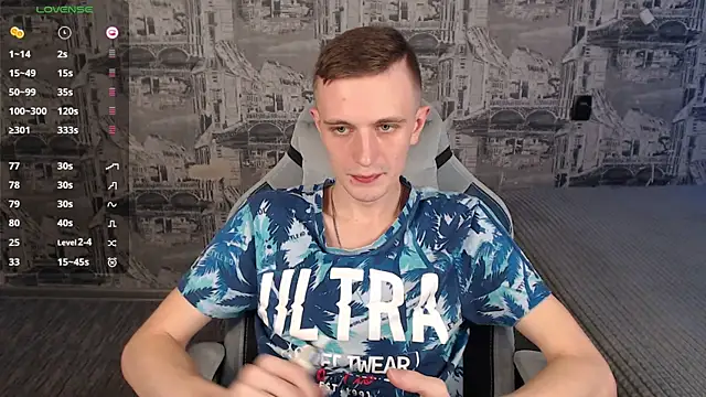 Snapshot of Oliver_Fresh chatting on 02/18/25, 09:10 Oliver Fresh online show from 02/18/25, 09:10