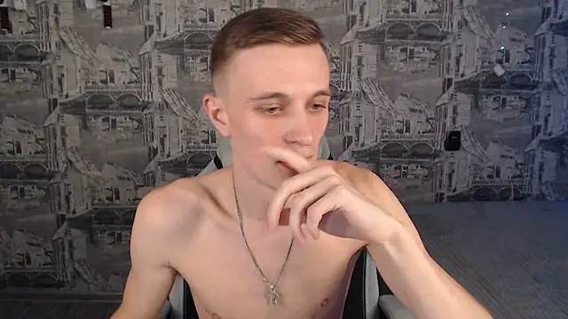 Snapshot of Oliver_Fresh chatting on 02/19/25, 12:11 Oliver Fresh online show from 02/19/25, 12:11