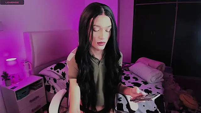 Ainhoads online show from 11/04/25, 07:56