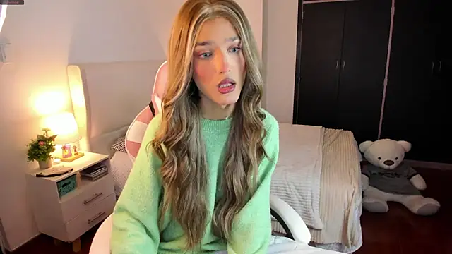 Snapshot of Ainhoads chatting on 01/07/26, 09:58 Ainhoads online show from 01/07/26, 09:58