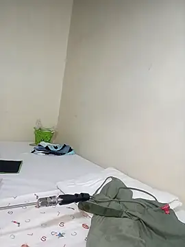 Ranny18l online show from 10/31/25, 10:56