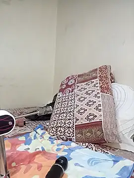 Ranny18l online show from 11/04/25, 02:37