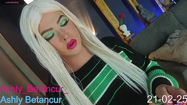 Snapshot of AshlyBetancurX chatting on 02/22/25, 01:11 AshlyBetancurX online show from 02/22/25, 01:11