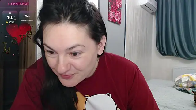 Stacy Davice online show from 10/15/25, 04:04