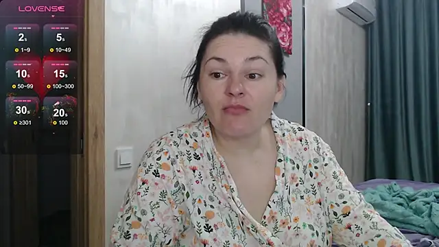 Stacy Davice online show from 10/07/25, 06:31