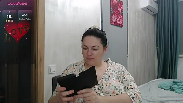 Stacy Davice online show from 10/09/25, 04:51