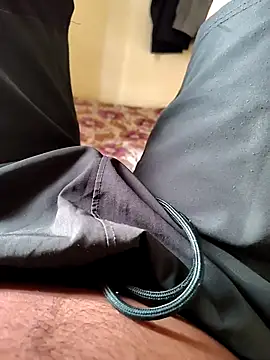 Mallupaiyanaachu online show from 11/24/25, 02:11