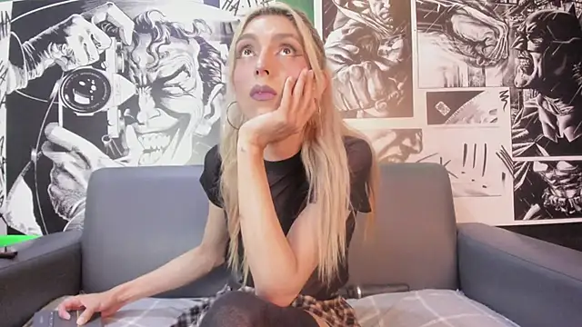 Snapshot of Victoria_Badgal_ chatting on 01/28/25, 12:15 Victoria Badgal online show from 01/28/25, 12:15