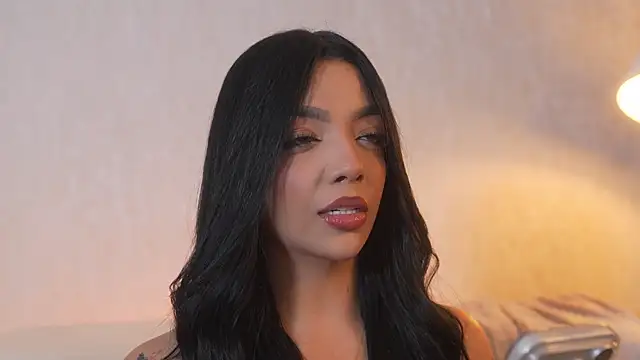 sarah hiill online show from 12/03/25, 09:25