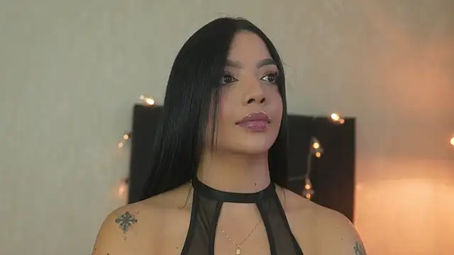 sarah hiill online show from 04/22/26, 10:27