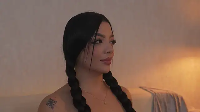 sarah hiill online show from 03/20/26, 11:06