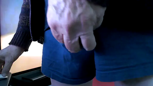 Snapshot of Unicum900 chatting on 10/14/25, 09:15 Unicum900 online show from 10/14/25, 09:15