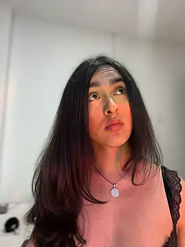 MiahWindsor online show from 11/08/25, 04:27