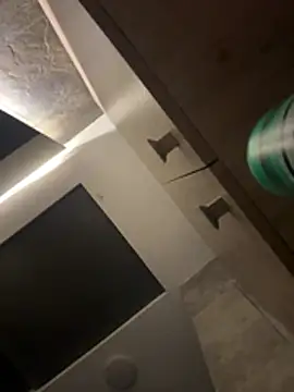 Snapshot of CeliWoods chatting on 02/18/26, 10:33 CeliWoods online show from 02/18/26, 10:33