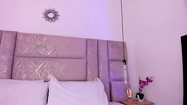 Snapshot of CeliWoods chatting on 01/09/26, 11:28 CeliWoods online show from 01/09/26, 11:28