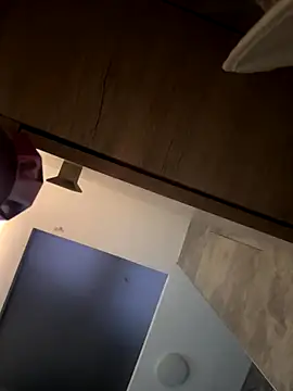 Snapshot of CeliWoods chatting on 01/08/26, 10:54 CeliWoods online show from 01/08/26, 10:54