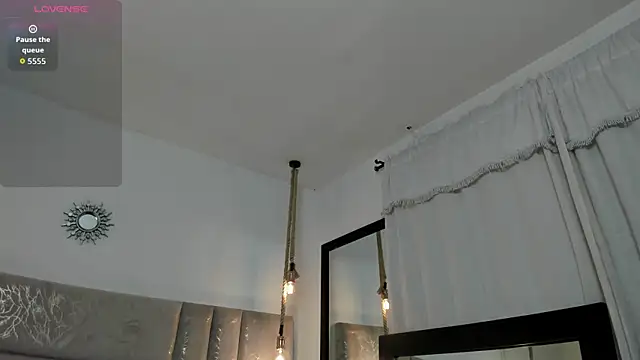 Snapshot of CeliWoods chatting on 07/04/26, 11:05 CeliWoods online show from 07/04/26, 11:05