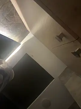 Snapshot of CeliWoods chatting on 02/22/26, 10:28 CeliWoods online show from 02/22/26, 10:28