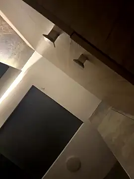 Snapshot of CeliWoods chatting on 01/14/26, 10:30 CeliWoods online show from 01/14/26, 10:30