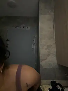 Snapshot of CeliWoods chatting on 02/25/26, 10:37 CeliWoods online show from 02/25/26, 10:37