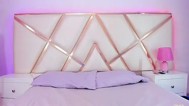 Aisharhodes00 online show from 11/15/25, 01:59