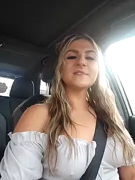 Taneil2pt0 online show from 02/25/25, 10:53