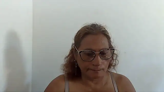 charrysexy1 online show from 10/18/25, 03:25