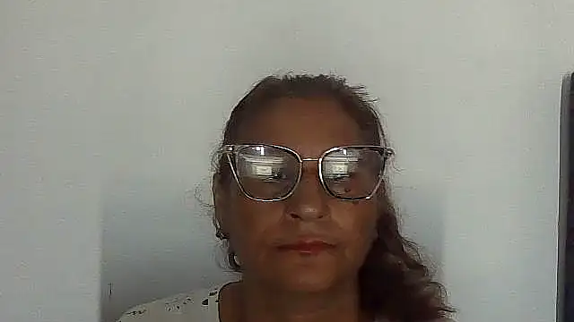 charrysexy1 online show from 11/12/25, 12:42