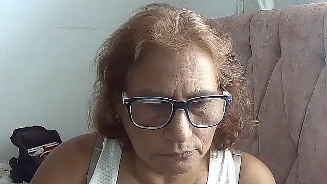 charrysexy1 online show from 02/18/26, 03:52