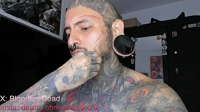 Snapshot of DEATHINK666XX chatting on 03/14/25, 03:37 DEATHINK666XX online show from 03/14/25, 03:37