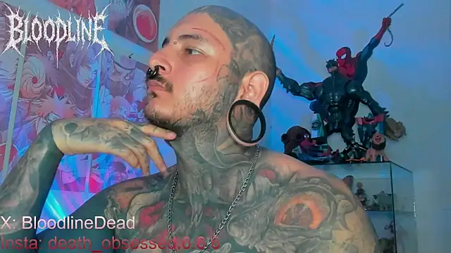 Snapshot of DEATHINK666XX chatting on 09/15/25, 03:56 DEATHINK666XX online show from 09/15/25, 03:56