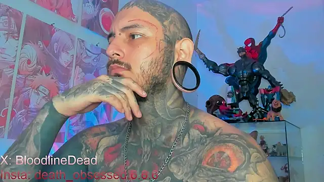 Snapshot of DEATHINK666XX chatting on 10/04/25, 03:35 DEATHINK666XX online show from 10/04/25, 03:35