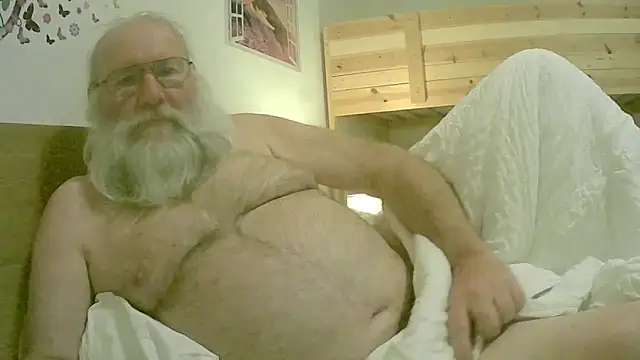 SexySantaC online show from 05/05/26, 08:34