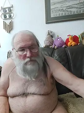 SexySantaC online show from 05/19/26, 06:48