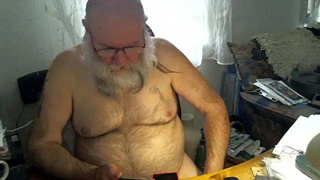 SexySantaC online show from 09/25/25, 11:05