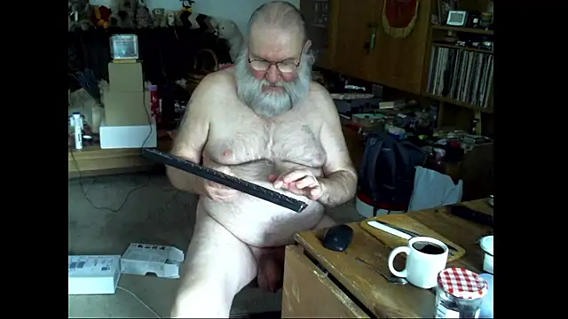 SexySantaC online show from 02/12/25, 10:03