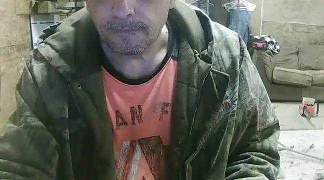 Snapshot of hardcok4u2abuse40 chatting on 02/14/25, 02:18 hardcok4u2abuse40 online show from 02/14/25, 02:18