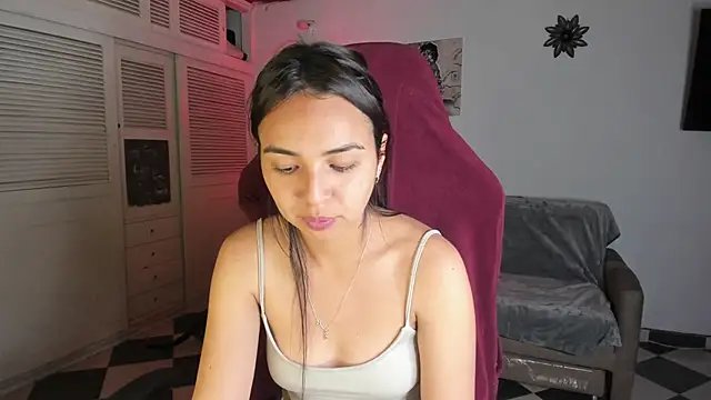 Miss Nicole online show from 01/30/25, 01:44