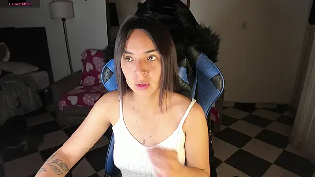 Miss Nicole online show from 03/07/25, 02:25