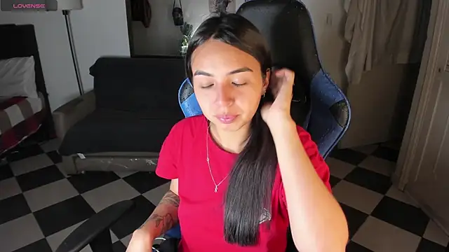 Miss Nicole online show from 03/14/25, 01:37